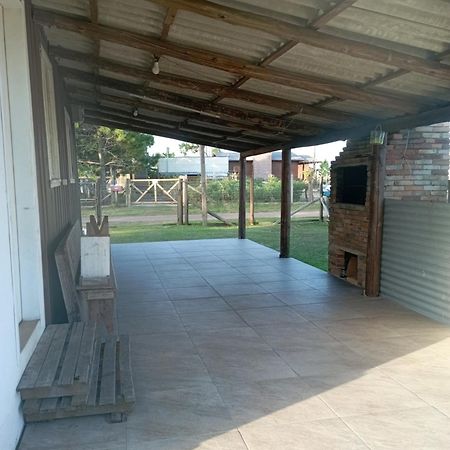 Casa com churrasqueira wi-fi, Tv com Netflix e YouTube Balneario Gaivota Exterior foto